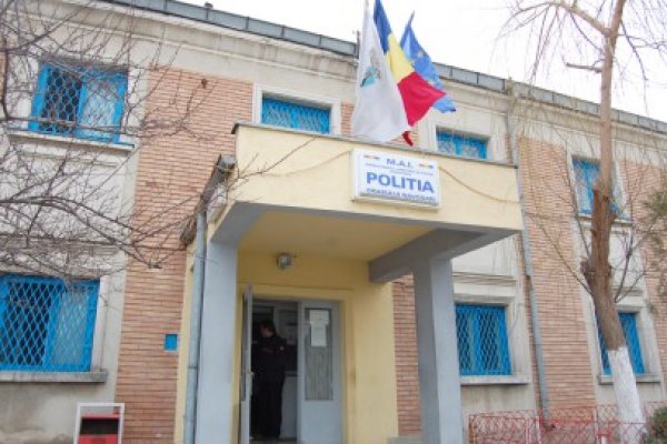 Doi tineri au tâlhărit în plină stradă un minor